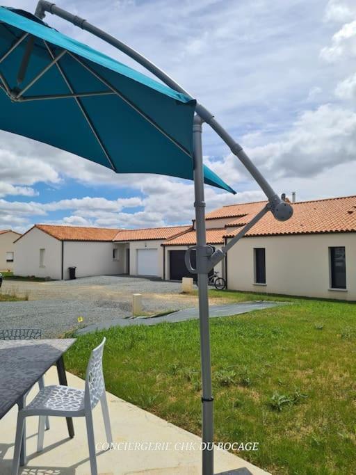 La Mome Joli A 15 Min Du Puy Dufou Hébergement de vacances *